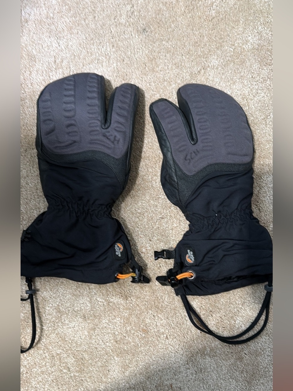 Lowe Alpine Snow Gloves